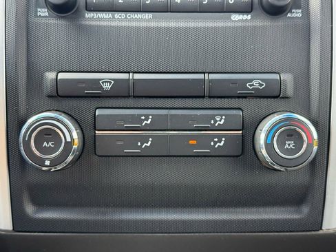 Used 2012 Nissan Frontier SV w/ Sport Appearance Pkg AWD/4WD image 24