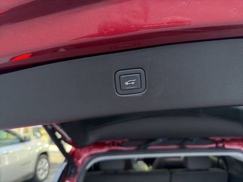 Used 2024 Chevrolet Blazer LT w/ Sound & Technology Package image 10