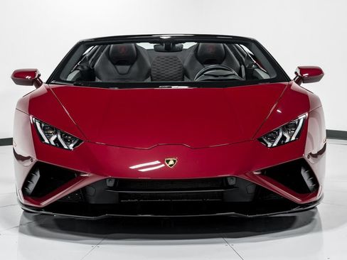 Used 2022 Lamborghini Huracan EVO RWD image 8