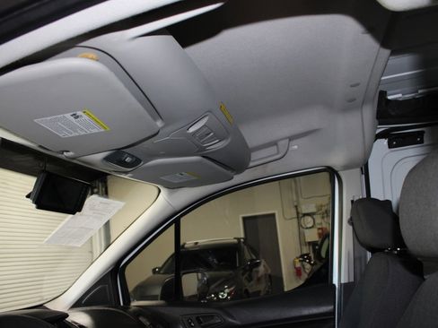 Used 2015 Ford Transit Connect XL image 16