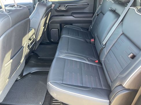 Used 2023 GMC Sierra 1500 AT4X image 26