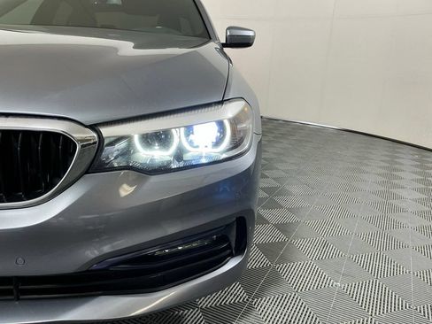 Used 2018 BMW 530e w/ Premium Package 2 RWD image 8