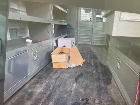 Used 2018 Ford Transit 250 148 Low Roof image 12