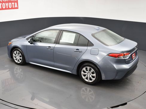 Used 2023 Toyota Corolla LE image 18
