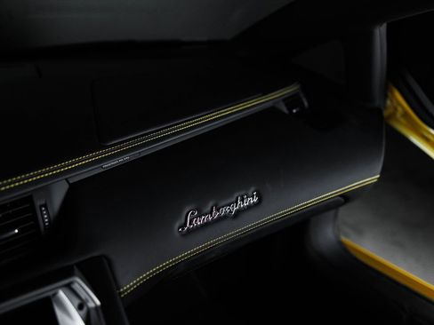 Used 2013 Lamborghini Aventador LP 700-4 image 35