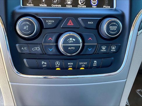 Used 2017 Jeep Grand Cherokee Overland image 34