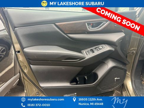 Used 2024 Subaru Ascent Touring image 10