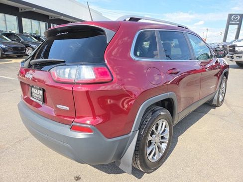 Used 2019 Jeep Cherokee Latitude Plus w/ Cold Weather Group image 5
