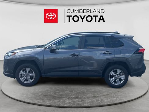 Used 2025 Toyota RAV4 XLE AWD/4WD image 2