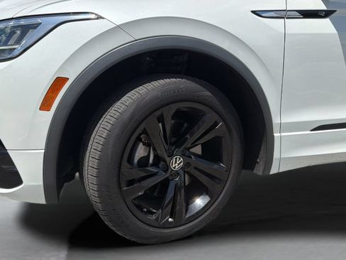 Used 2023 Volkswagen Tiguan SE R-Line FWD image 36