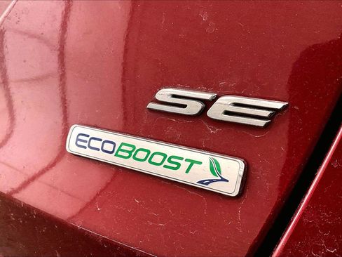 Used 2017 Ford Fusion SE w/ Equipment Group 201A image 13