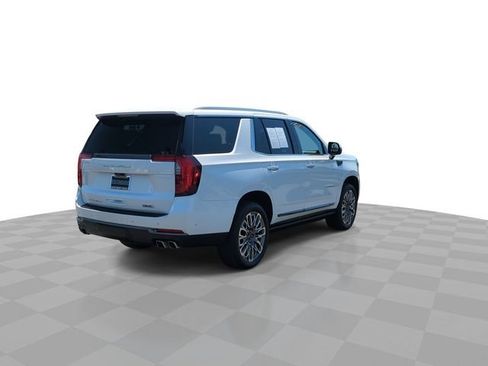 Used 2025 GMC Yukon Denali Ultimate w/ LPO, Floor Liner Package AWD/4WD image 9