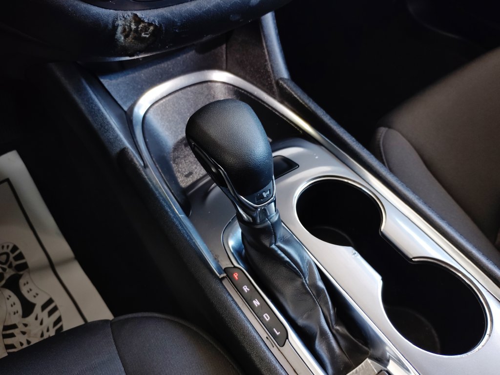 Used 2023 Chevrolet Malibu LT FWD image 30