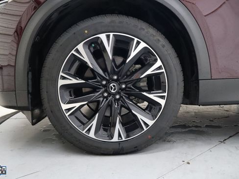 Used 2024 MAZDA CX-90 Plug-In Hybrid w/ Premium Plus AWD/4WD image 12