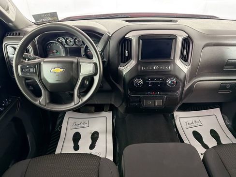 Used 2020 Chevrolet Silverado 1500 Custom w/ Custom Convenience Package AWD/4WD image 21