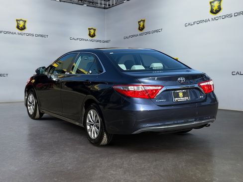 Used 2016 Toyota Camry LE image 3