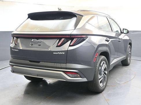 Certified 2025 Hyundai Tucson Limited AWD/4WD image 5