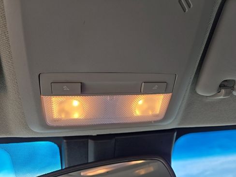 Used 2020 Chevrolet Sonic LT image 30