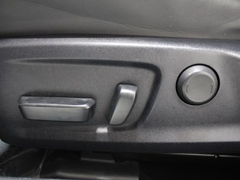 Used 2023 Lexus IS 350 F Sport w/ Memory Package RWD image 44
