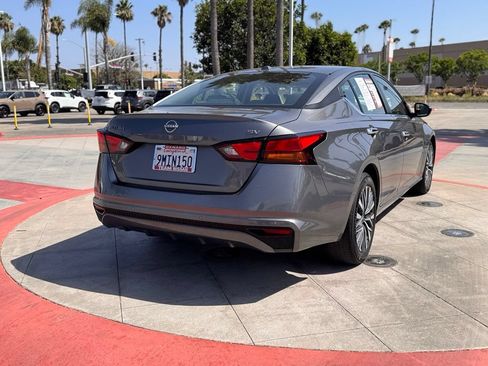 Certified 2024 Nissan Altima 2.5 SV FWD image 8