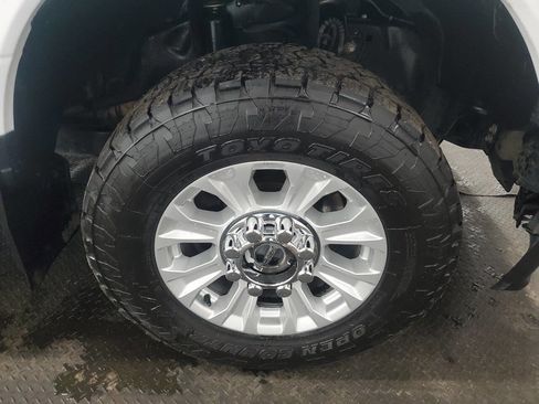 Used 2022 Ford F350 XLT w/ XLT Value Package image 19