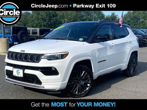 Used 2023 Jeep Compass High Altitude w/ Driver Assist Group I AWD/4WD image 1