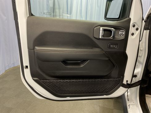 Certified 2025 Jeep Wrangler Backcountry image 11