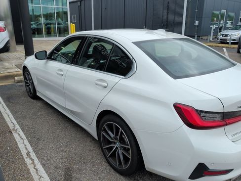 Used 2020 BMW 330i xDrive Sedan w/ Convenience Package AWD/4WD image 9