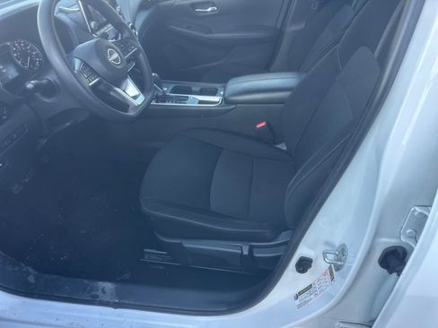 Used 2024 Nissan Sentra SV image 5