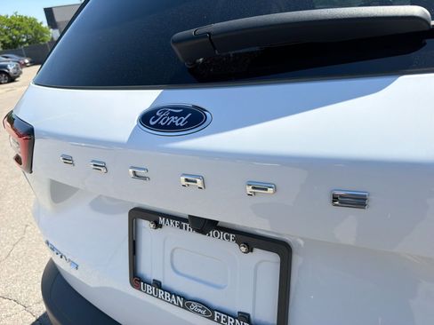 Used 2023 Ford Escape Active AWD/4WD image 14
