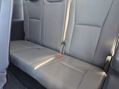 Used 2021 Toyota Highlander XLE image 20