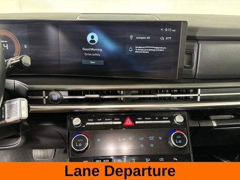 Used 2025 Hyundai Santa Fe XRT AWD/4WD image 19