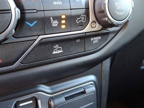 Certified 2022 Jeep Wrangler Unlimited Sport image 26