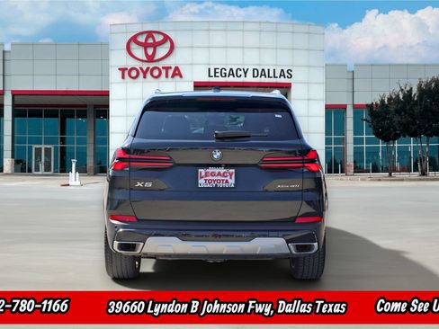 Used 2025 BMW X5 xDrive40i AWD/4WD image 8