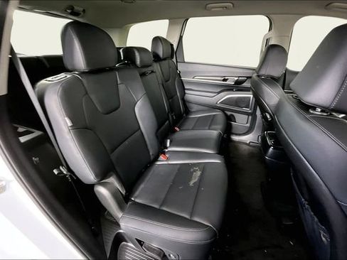 New 2025 Kia Telluride LX image 11