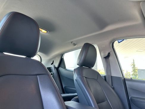 Used 2017 Chevrolet Bolt Premier w/ Driver Confidence II Package FWD image 16