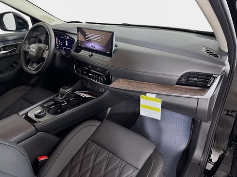 New 2026 Nissan Rogue Platinum AWD/4WD image 30