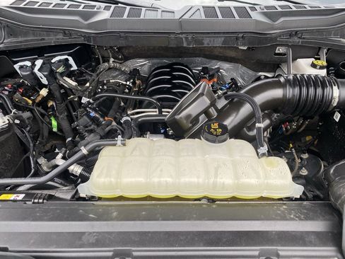 Certified 2025 Ford F150 XLT w/ Equipment Group 301A Standard image 31