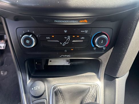 Used 2018 Ford Focus ST FWD image 22
