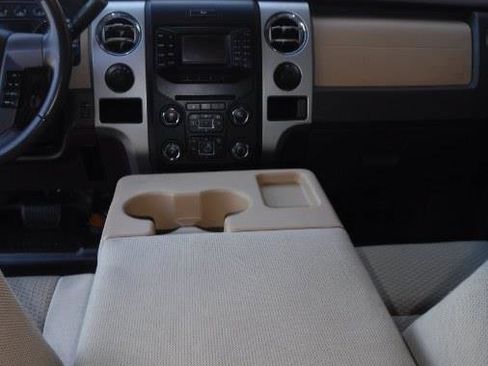 Used 2014 Ford F150 XLT w/ XLT Convenience Package image 7