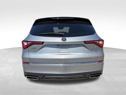 Used 2023 Acura MDX SH-AWD w/ Advance Package image 2