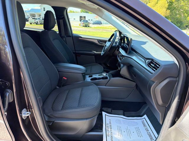 Used 2023 Ford Escape Active AWD/4WD image 4