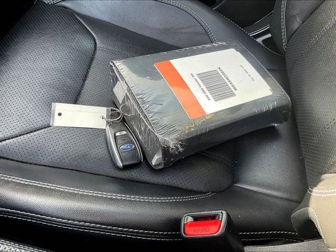 Certified 2022 Subaru Forester Limited image 12