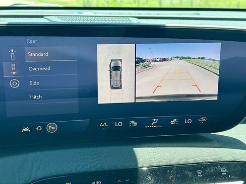 New 2026 Buick Enclave Preferred w/ Super Cruise Package AWD/4WD image 17