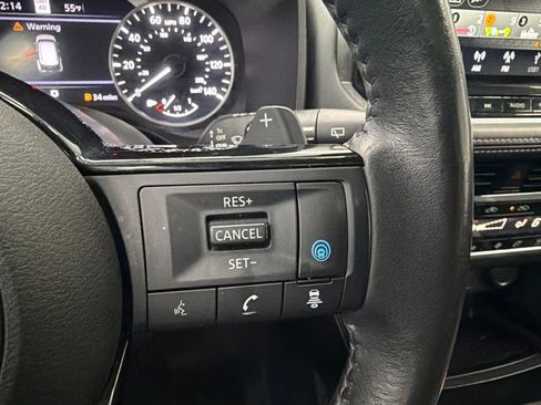 Used 2021 Nissan Rogue SL w/ Premium Package image 29