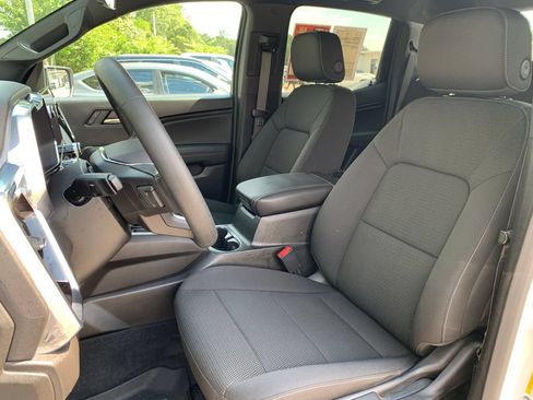 Used 2024 GMC Canyon Elevation RWD image 20