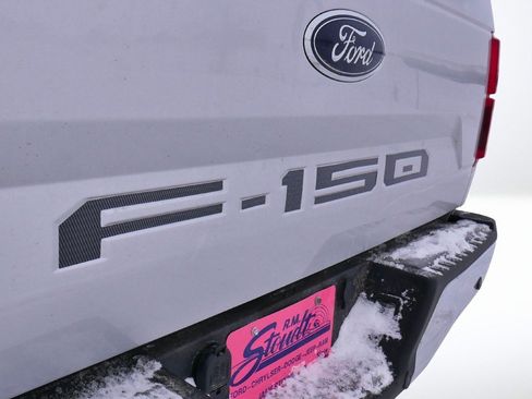 Used 2018 Ford F150 Lariat image 13