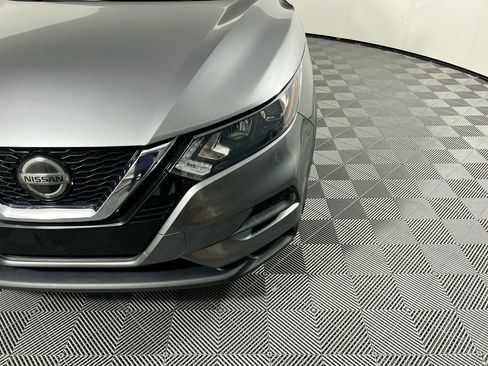 Used 2020 Nissan Rogue Sport S image 9