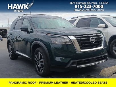 Used 2025 Nissan Pathfinder Platinum w/ Cargo Package