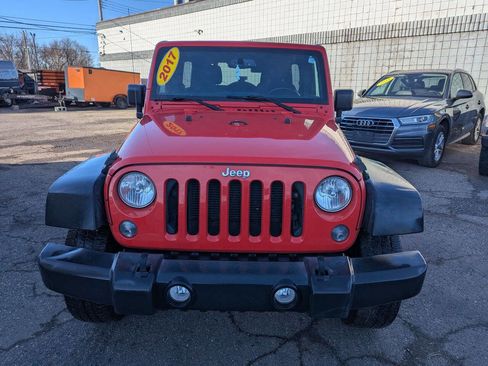 Used 2017 Jeep Wrangler Unlimited Sport w/ Quick Order Package 24S image 2